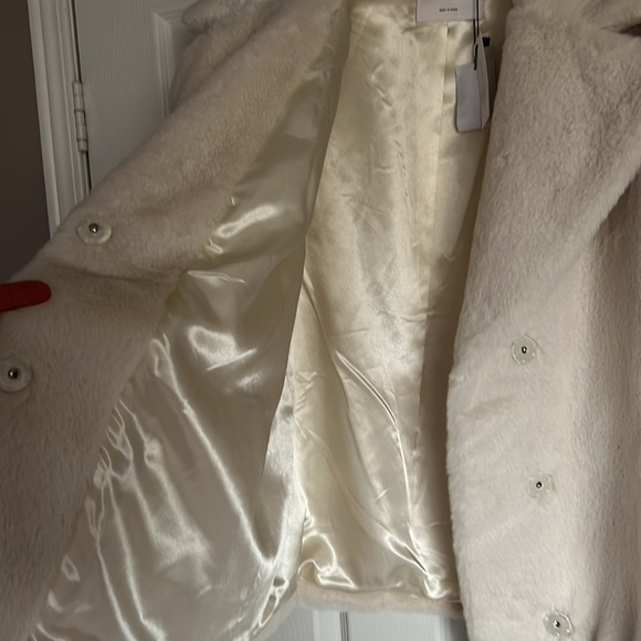 Velvet by Graham &Spencer - Picture 5 of 9